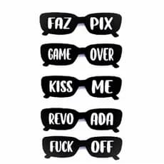 Óculos personalizado com adesivo, faz pix, revoada, kiss me, game over, para festa à unidade