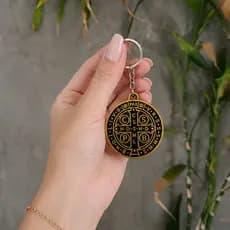 Chaveiro impressão 3D - Medalha De São Bento - Dourada