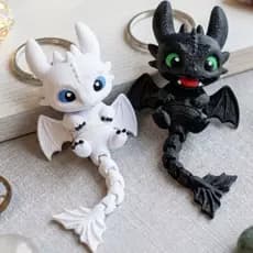 Chaveiro Banguela / Fúria da Luz - Como Treinar o Seu Dragão - 9cm - Articulado - Presente