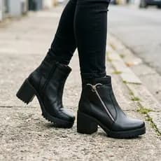 Bota Coturno Cano Curto Feminino Meia Pata Salto Blogueira Confortável Bico Redondo Casual com Zíper