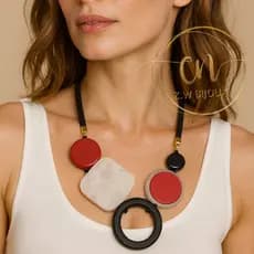 Colar geométrico statement em resina de blocos vermelho e preto - Acessório de Moda 6-5