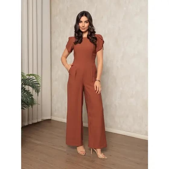 X166 Macacão Feminino em Marrant Liso Bolso  Pantalona Manga de Petala