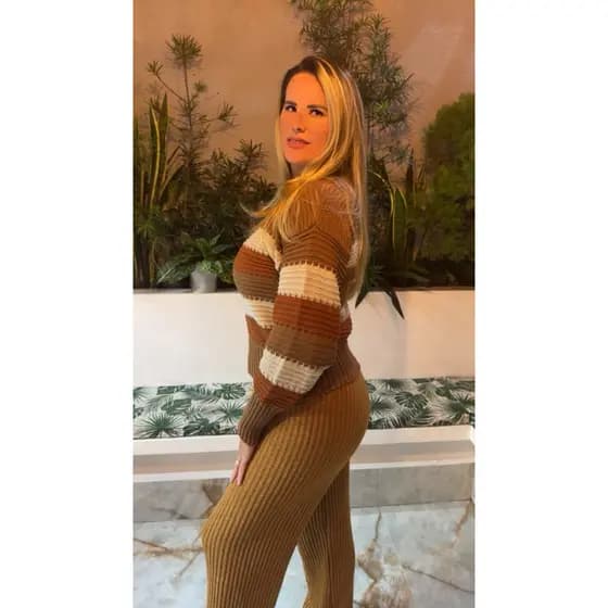 Blusa tricô elabore inverno quentinha