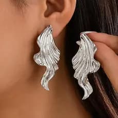 Vintage Elegante Longo Simplificado Texturizado Brincos Exagerados Longos Geométricos De Metal Femininos