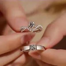 Novo Anel De Diamante Estilo Moissanite Para Mulheres Luz Luxo Único E High-end Requintado Casal Anéis