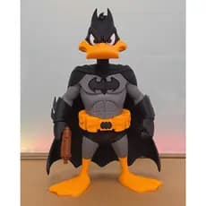 Patolino Batman 24 cm– Figura Geek Decorativa | Impressão 3D