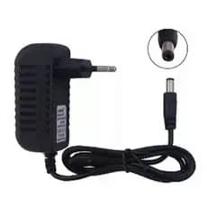 Fonte de Alimentação 9V Amper - Entrada Bivolt Automática, Cabo de 90cm, Plug P4 5.5mm
