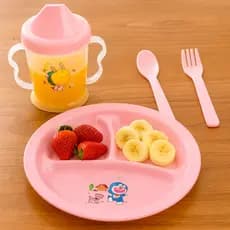 Kit Refeição Infantil 4 Peças Pratinho, Squeeze, Talheres Kit Papinha Rosa, Verde e Azul