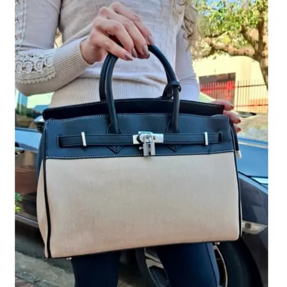 bolsa virginia, bolsa com cadeado, bolsa feminina moderna, bolsa espaçosa, bolsa transversal, bolsa casual elegante