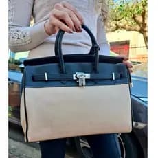 bolsa virginia, bolsa com cadeado, bolsa feminina moderna, bolsa espaçosa, bolsa transversal, bolsa casual elegante
