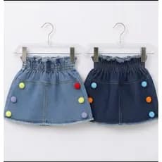 Saia jeans infantil menina com elástico na cintura e pompom nas laterais, tamanhos 02 a 06 anos, Saia jeans calor.