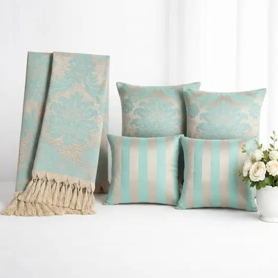 Elegância na Decoração: Kit 1 Manta e 4 capas Tecido Jacquard para Casa