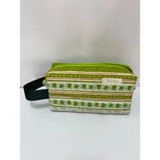 Necessaire/ Bolsinha para maquiagem.