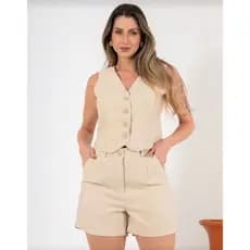 Conjunto Feminino em alfaiataria Social Colete com 3 botões e Short com bolsos nas laterais