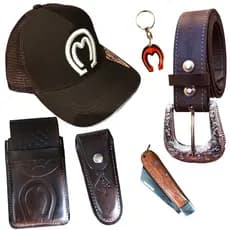 Kit Country Boné Mangalarga Capinha de Celular Cinto Couro Bainha e Canivete Chaveiro