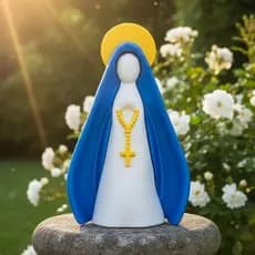 Imagem religiosa estilizada com detalhe de terço em relevo para decoração moderna