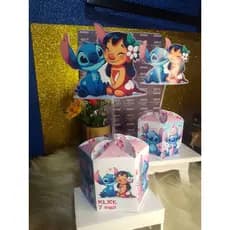 Centro de Mesa Tamanho P  Lilo e Stitch floral