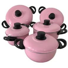 CONJUNTO DE PANELAS EM ALUMINIO PINTADO NA COR ROSA