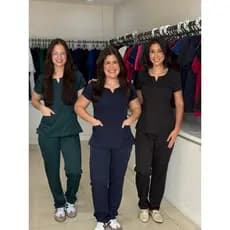 PIJAMA CIRURGICO SCRUB FEMININO DECOTE CORTE TECIDO TWOWAY