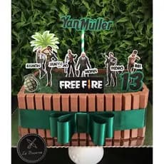 Topo de Bolo Personalizado. Tema: Free Fire