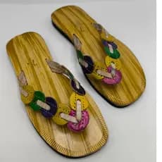 Chinelo de Couro Chinela de Bolinhas Artesanal Tradicional Colorida Promoção