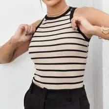 Camiseta Feminina Regata Canelada Listrada Nadador – Blusa Básica Casual de Algodão com Elastano Glamaura Moda Feminina