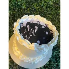 TOPO DE BOLO STRAY KIDS K-POP – Personalizado com Nome e Idade – Festa Infantil