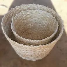 Kit 2 Cestos de Lixo artesanais de palha de milho Cachepot ( Suporte Árvore de Natal, Porta Vaso) cesto organizador