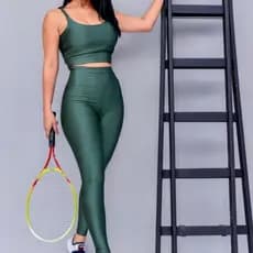 Conjunto Academia Fitness Calça Legging e Top Suplex Cropped Com Bojo Removível Cos Alto