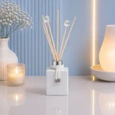 Frasco Vidro Cubo Branco/prata Com Varetas