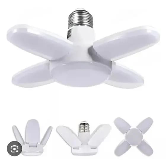 Lâmpada LED Dobrável 4 Pétalas 36W - Ajuste, Elegância e Economia de Energia