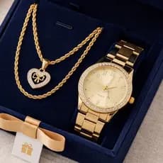 Kit Relógio Feminino Dourado Luxo + Colar Duplo Coração Aço Inox | Presente Elegante Premium