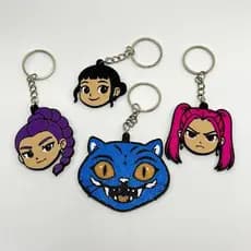 Chaveiro Guerreiras do Kpop Infantil – Personagens Colecionáveis Derpy, Rumi, Mira e Zoey