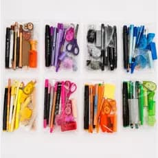 KIT PAPELARIA FOFA KAWAII POR COR COM 15 ITENS SURPRESA