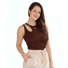 Blusa Feminina Canelada Premium com Recorte no Ombro | Regata Elegante Ajustada Moda 2026