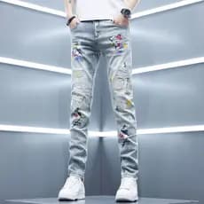2026 verão Graffiti impressão rasgado Jeans masculino estiramento All-Match magro-ajuste pés pequenos calças masculinas