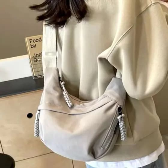 Bolsa Feminina de Ombro Meia-Lua em Tecido Zíper Alça Ajustável Casual Estudante