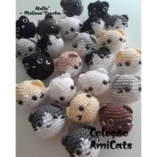 chaveiro gatinho amigurumi crochê Coleção AmiCats 2025