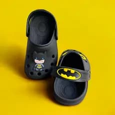 Sandália Babuche Batman Para Meninos– Leve, Antiderrapante e Super Estilosa!