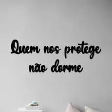Frase Quem Nos Protege Não Dorme, Letreiro de Deus e Jesus Religioso Quadro Decorativo em MDF 3mm