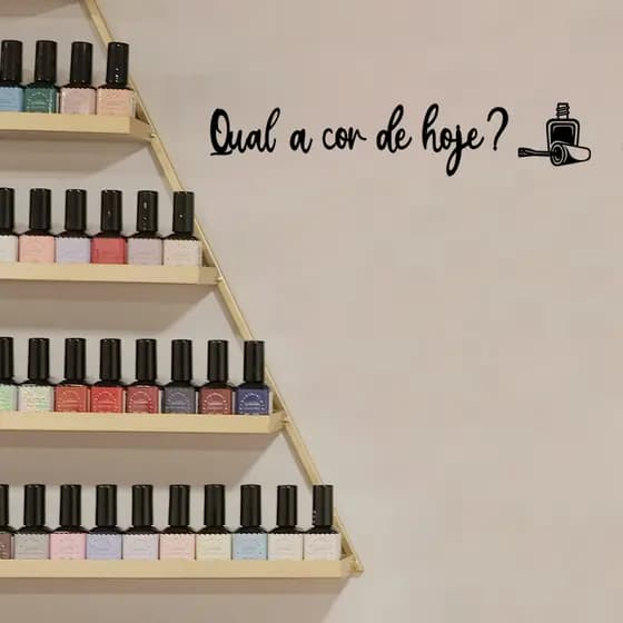 Frase Qual a Cor de Hoje, Letreiro para Salão de Beleza Quadro Decorativo de Parede em MDF 3mm