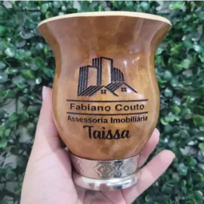 Cuia Chimarrão personalizada pé metal premium