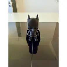 Boneco Herói Morcego Decorativo Geek 3D | Miniatura Colecionável Preta