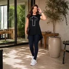 Blusa Maxi Veste Estampa de Cruz em Strass