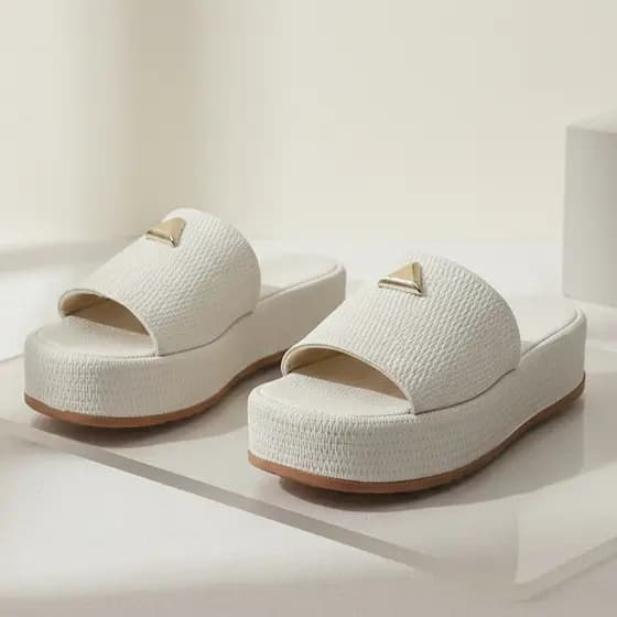 Sandália Feminina Tamanco Flat Plataforma Flatform Confortável Alto Premium Off-white