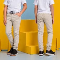 1-Calças Jeans Bege  Menino Infantil 8 AO 16 com elastano original linha premium excelente qualidade!