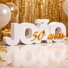 Decoração Personalizada com Nome e Idade 3D – Enfeite Aniversário Branco e Dourado para Mesa e Estante 7,5cm