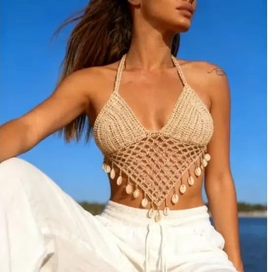 Top Cropped de Crochê com Búzios – Tamanho Único Ajustável com amarração nas costas e pescoço