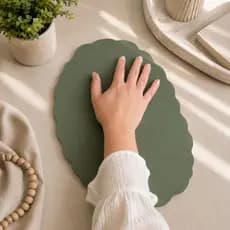 Bandeja Orgânica Decorativa 33cm em Concreto | Centro de Mesa Minimalista