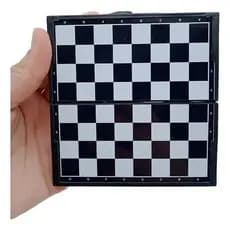 Mini Jogo De Xadrez Magnético De Bolso Com Imã 11cm